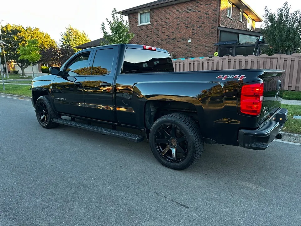 Chevrolet Silverado 1500 2017 photo 2