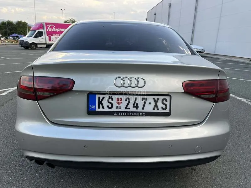 Audi A4 2012 photo 5