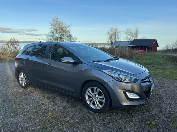 Hyundai I30 2013 photo 3