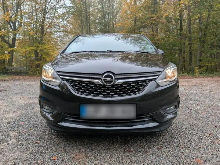Opel Zafira Tourer