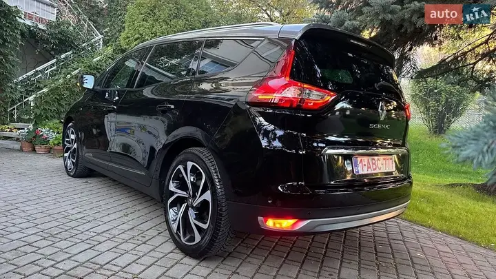 Renault Grand Scenic 2018 photo 3