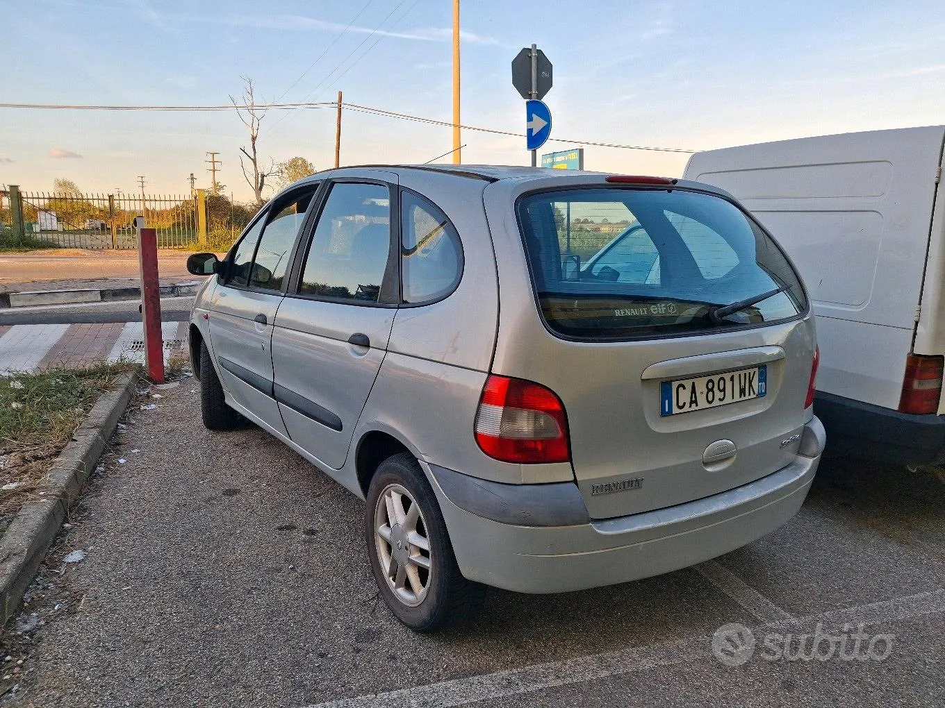 Renault Scenic 2002 photo 4