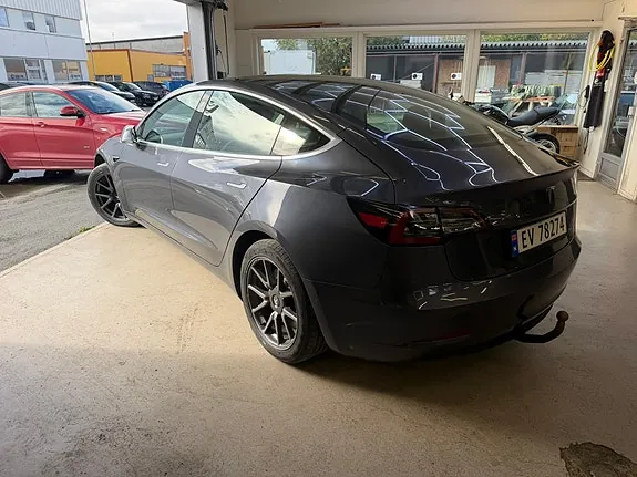 Tesla Model 3 2019 photo 3