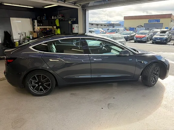Tesla Model 3 2019 photo 5