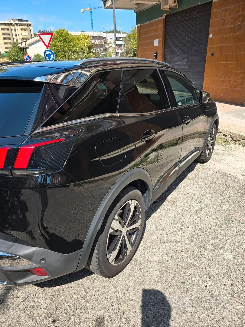 Peugeot 3008 2018 photo 5