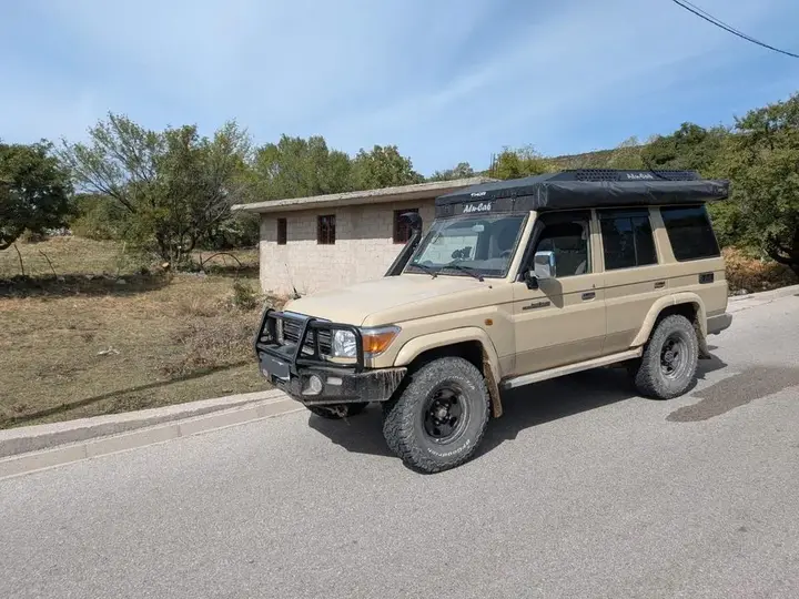 Toyota Land Cruiser