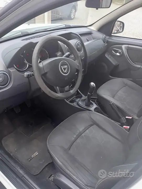Dacia Duster 2016 photo 3