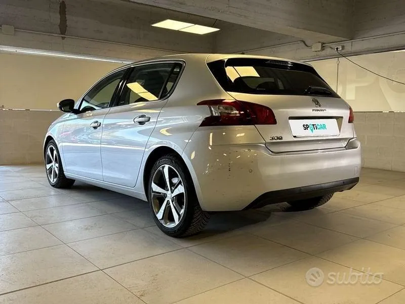 Peugeot 308 2014 photo 3