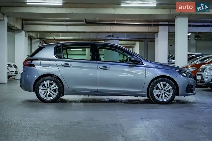 Peugeot 308 2021 photo 4