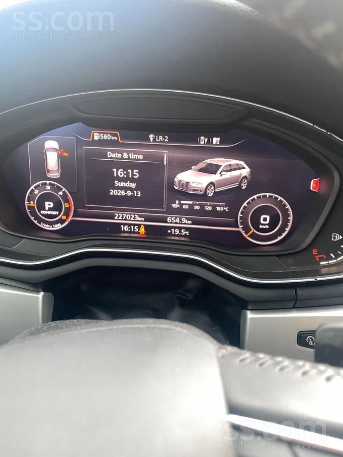 Audi A4 2018 photo 3