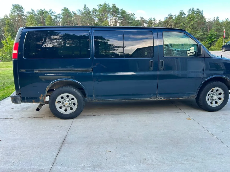 Chevrolet Express 2009 photo 5