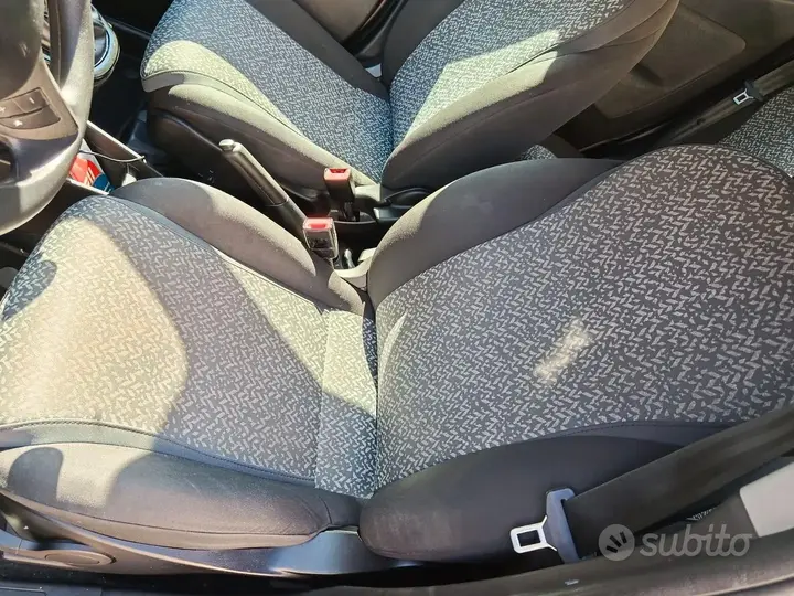 Lancia Ypsilon 2021 photo 4
