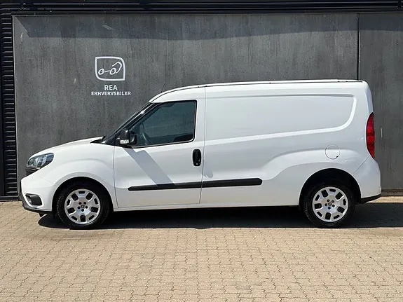 Fiat Doblò Cargo 2022 photo 2