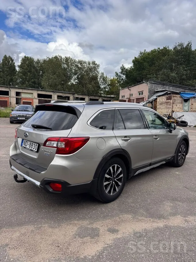 Subaru Outback 2015 photo 3