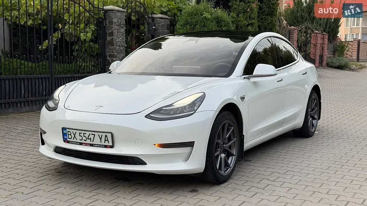 Tesla Model 3