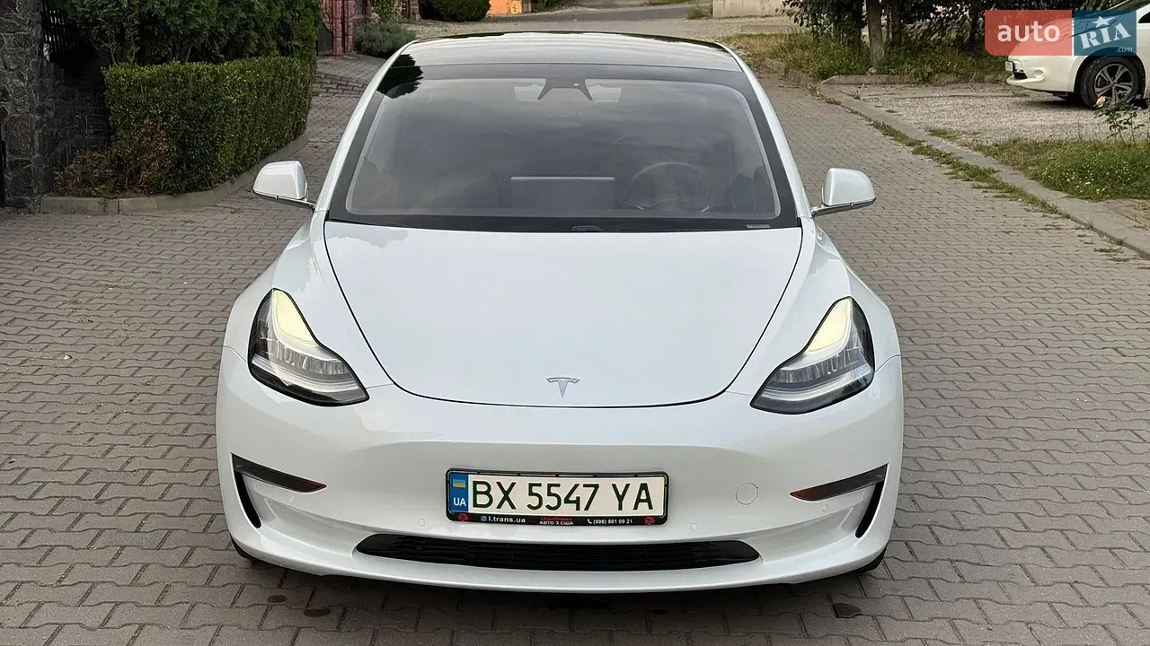 Tesla Model 3 2019 photo 4