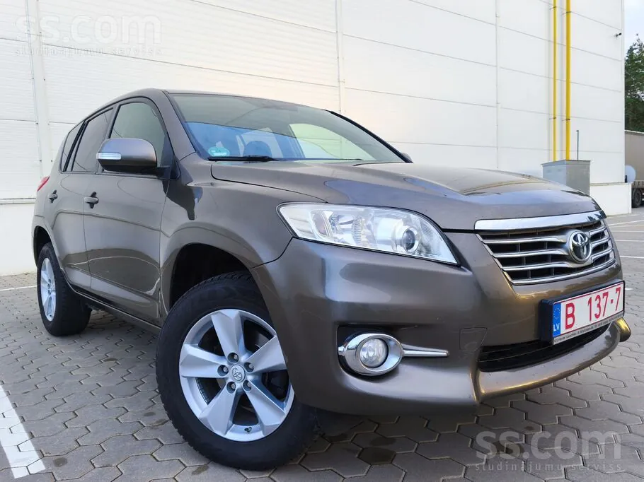 Toyota Rav4 2012 photo 2
