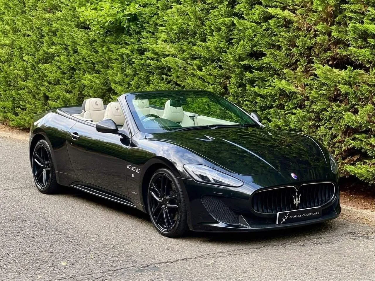 Maserati Grancabrio 2013 photo 5