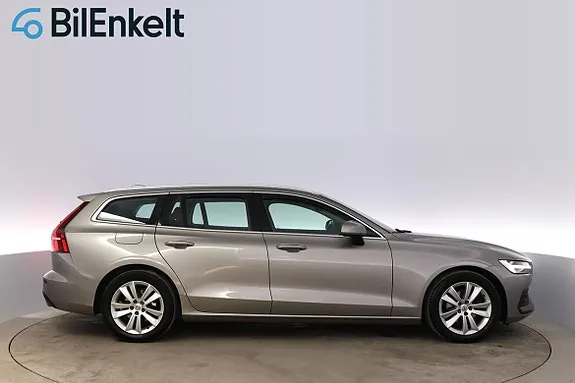 Volvo V60 2021 photo 2