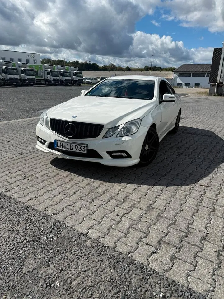 Mercedes-Benz E 350D Coupe