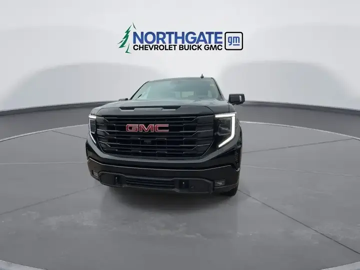 GMC Sierra 1500 2025 photo 3