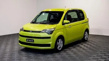 Toyota Spade 2013 photo 4