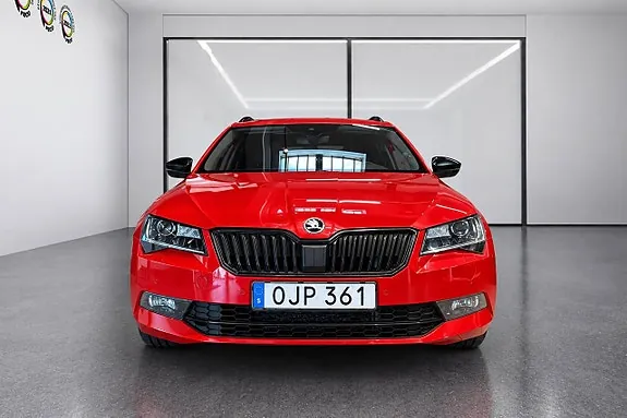 Skoda Superb 2017 photo 5