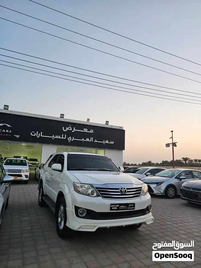 Toyota Fortuner 2014 photo 3
