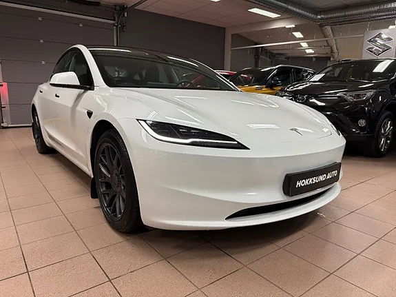 Tesla Model 3 2024 photo 5