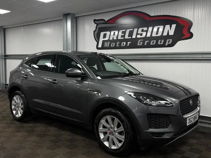 Jaguar E-Pace 2019 photo 2