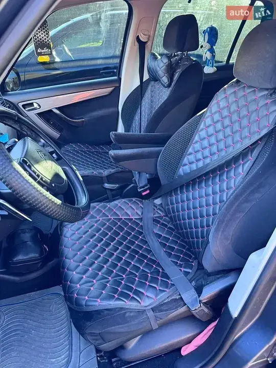Citroen C4 Picasso 2007 photo 5