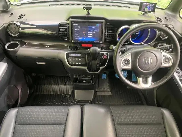 Honda N-Box 2016 photo 2