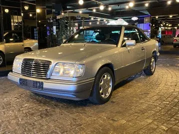 Mercedes-Benz Eklasse 1995 photo 3