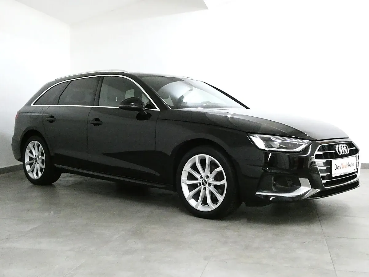 Audi A4 2023 photo 3