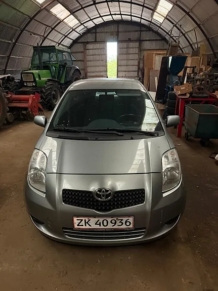 Toyota Yaris 2008 photo 4