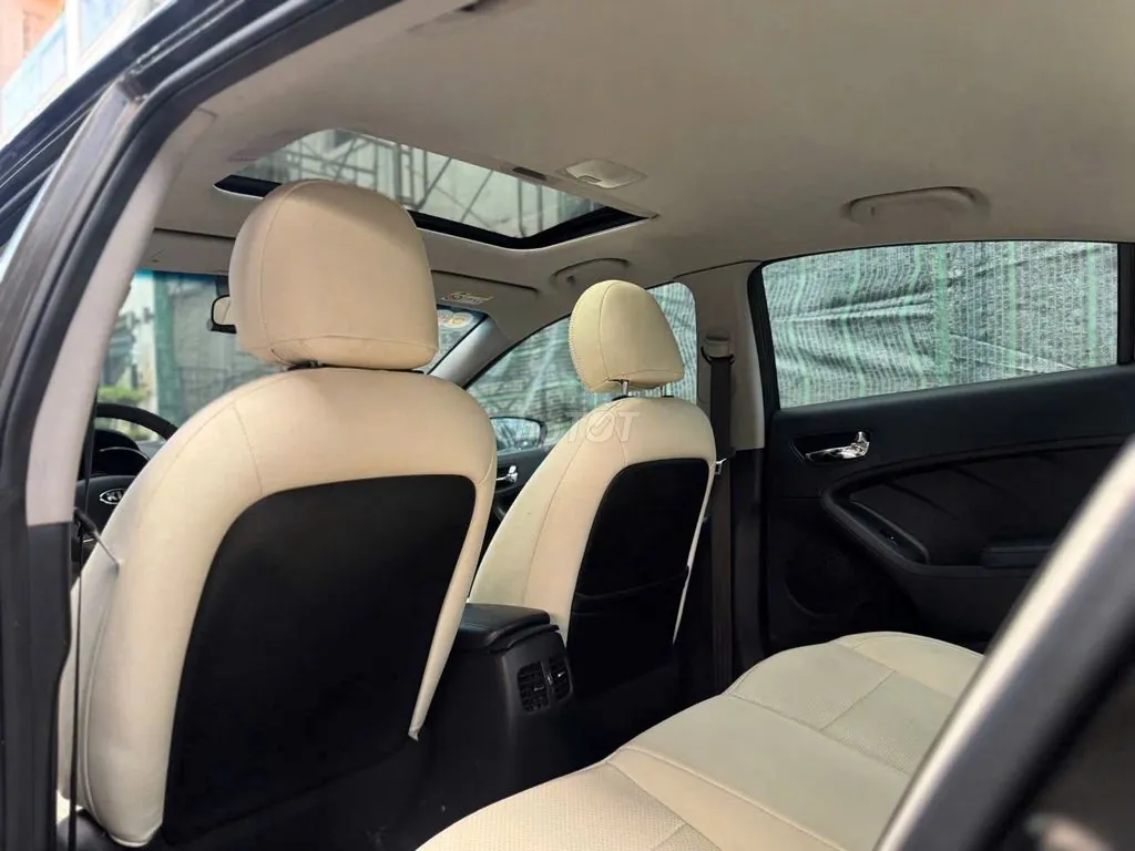 Kia K3 2015 photo 5