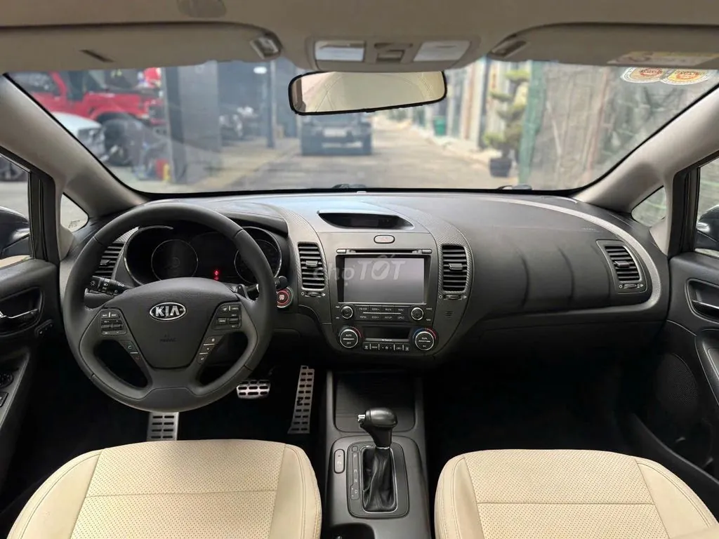 Kia K3 2015 photo 4