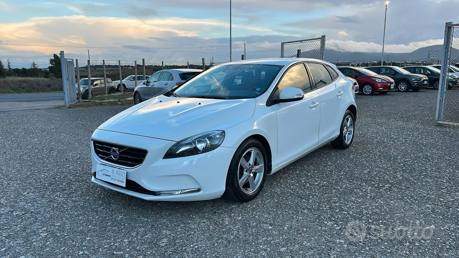 Volvo V40 2015 photo 3