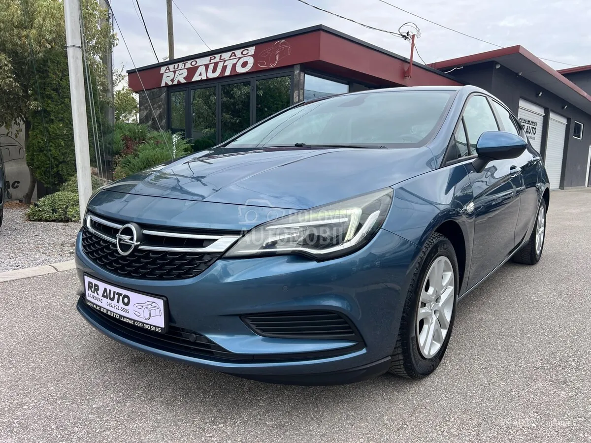Opel Astra K 2016 photo 2