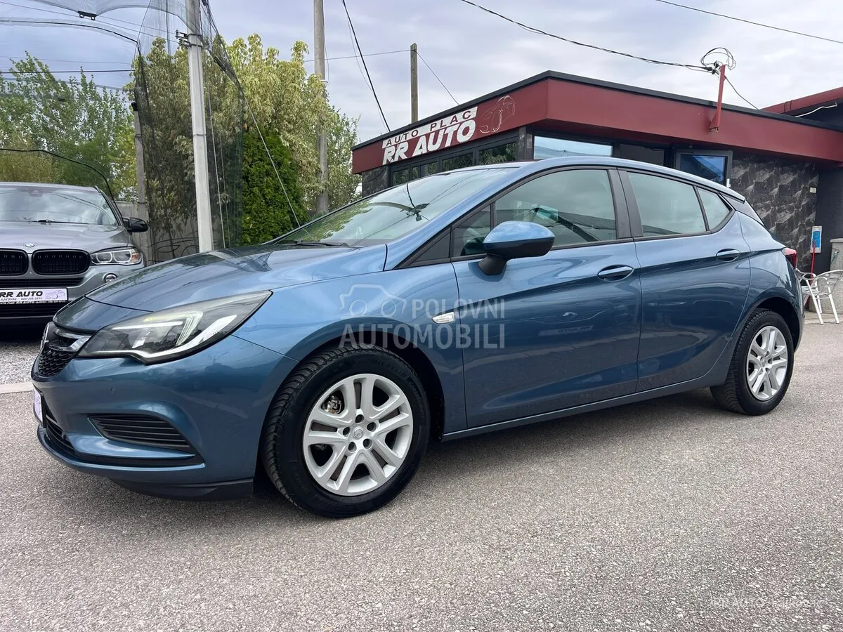 Opel Astra K 2016 photo 4