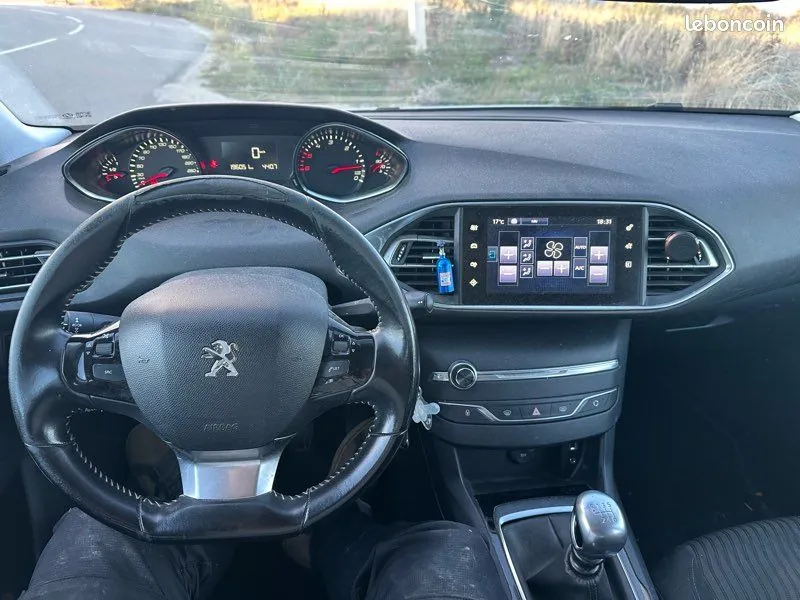 Peugeot 308 2016 photo 3