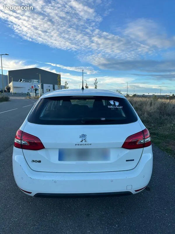 Peugeot 308 2016 photo 2
