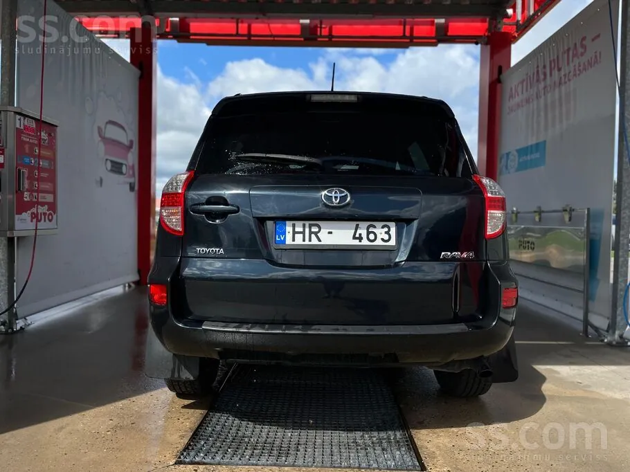 Toyota Rav4 2011 photo 5