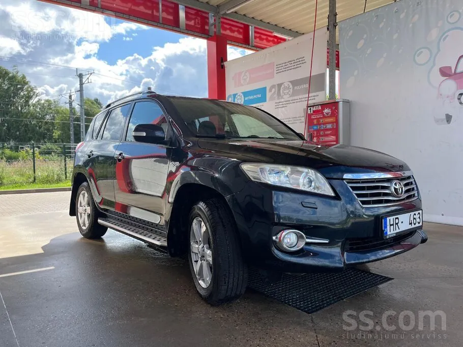 Toyota Rav4 2011 photo 2