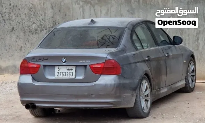 BMW 323I 2011 photo 4