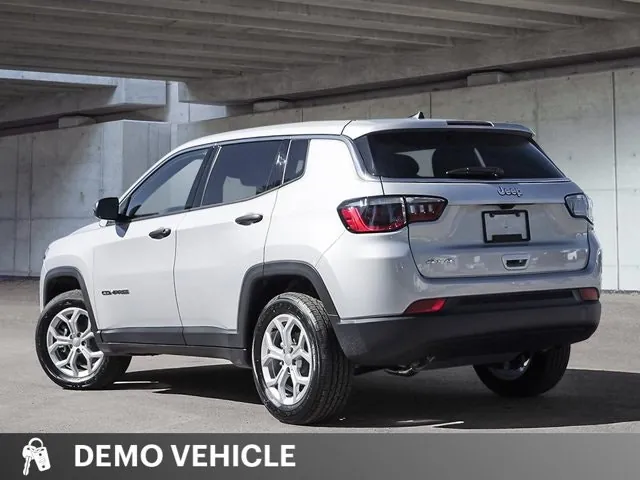 Jeep Compass 2025 photo 5
