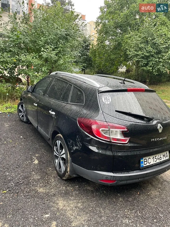 Renault Megane 2011 photo 4