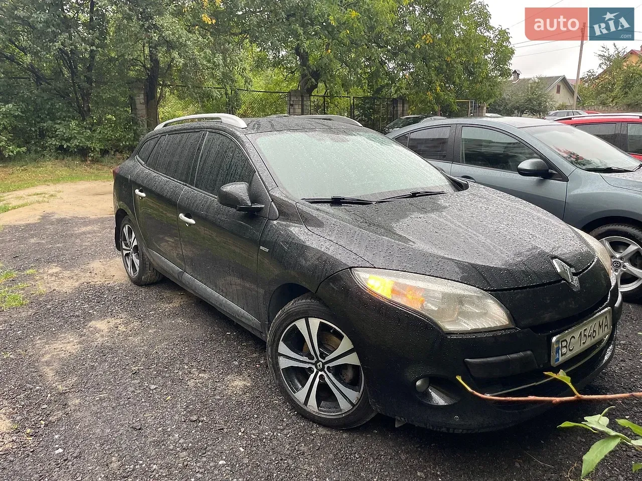 Renault Megane 2011 photo 2