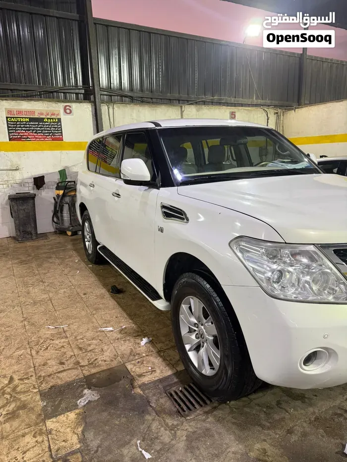 Nissan Patrol 2012 photo 2