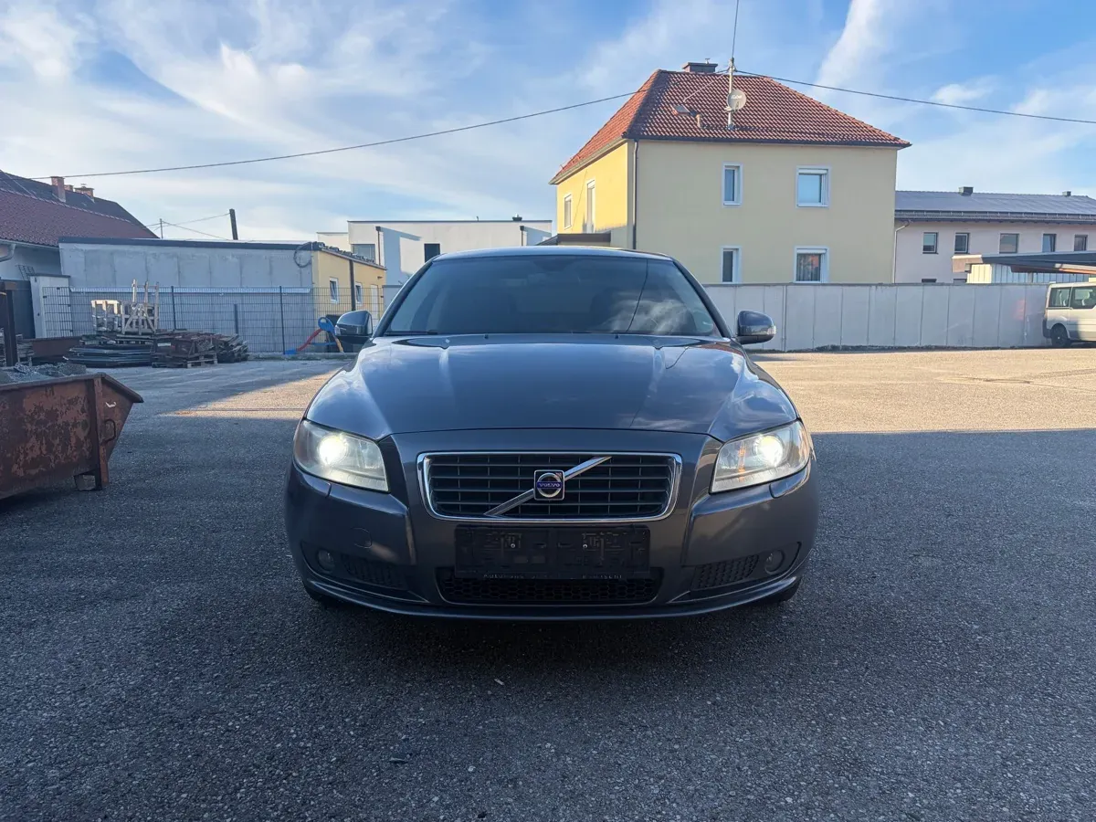 Volvo S80